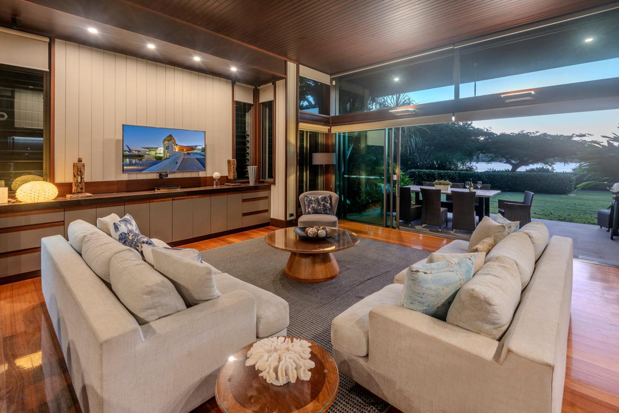 Yacht Club Villas On Hamilton Island By Hiha Exterior photo